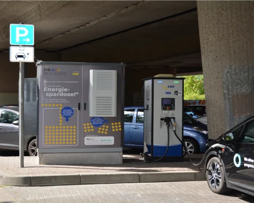 Pre-charging storage of be.storaged GmbH for the public charging infrastructure at Westkreuz in Oldenburg